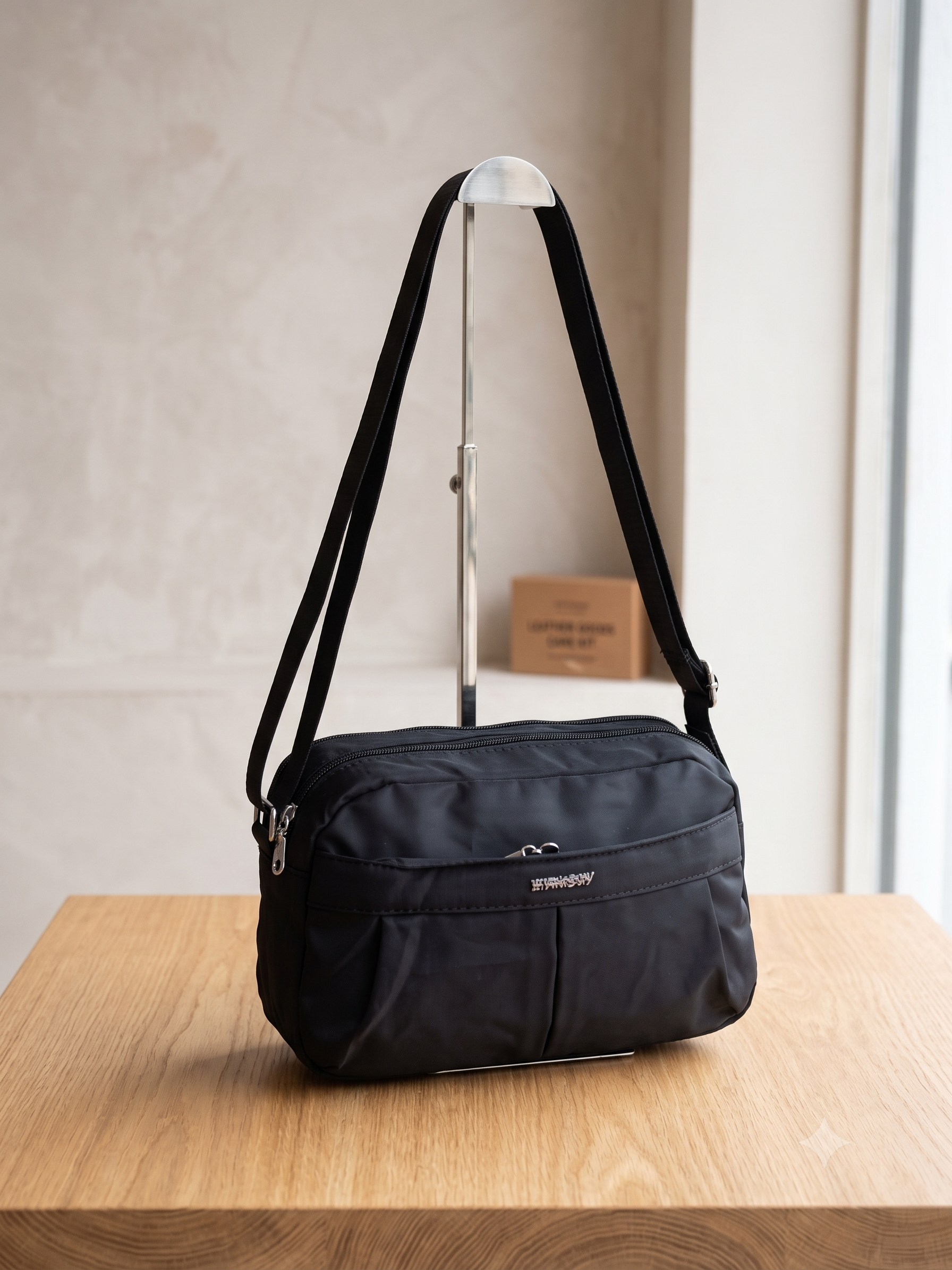 حقيبة كروس بودي رياضية مقاومة للماء (Waterproof) متعددة الجيوب 🎒